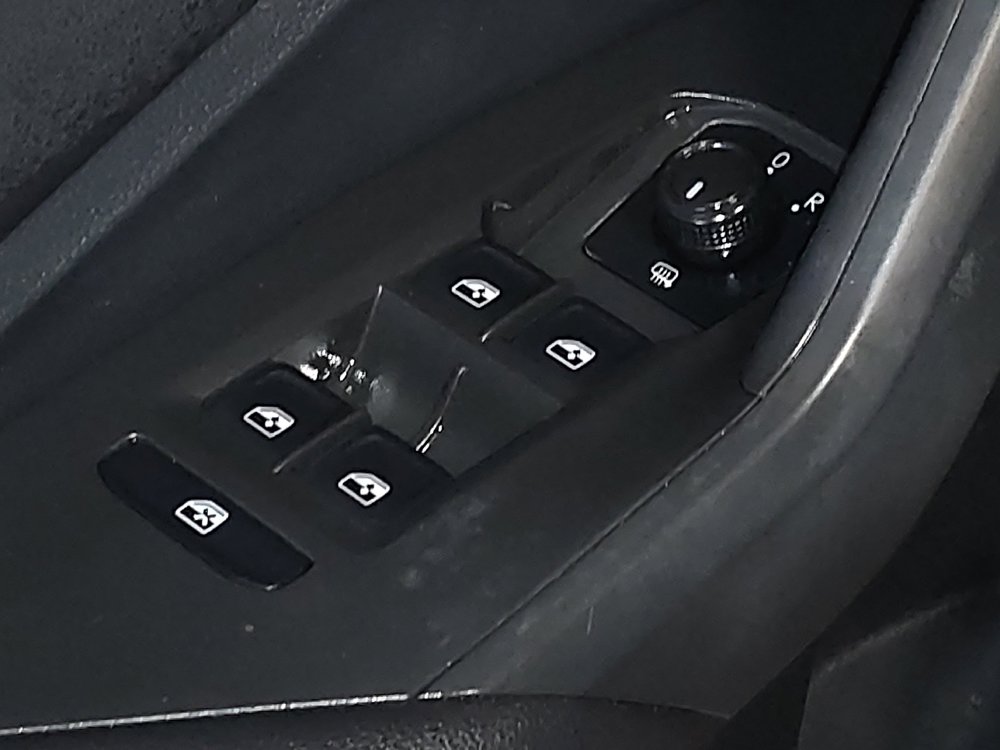 Used 2020 Volkswagen Jetta S FWD image 27