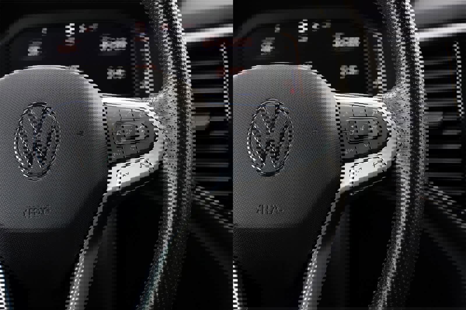 Used 2020 Volkswagen Atlas Cross Sport SEL Premium R-Line image 11