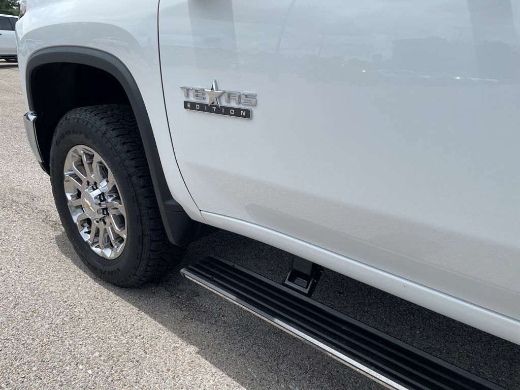 New 2026 Chevrolet Silverado 3500 LTZ w/ LTZ Premium Texas Edition AWD/4WD image 10