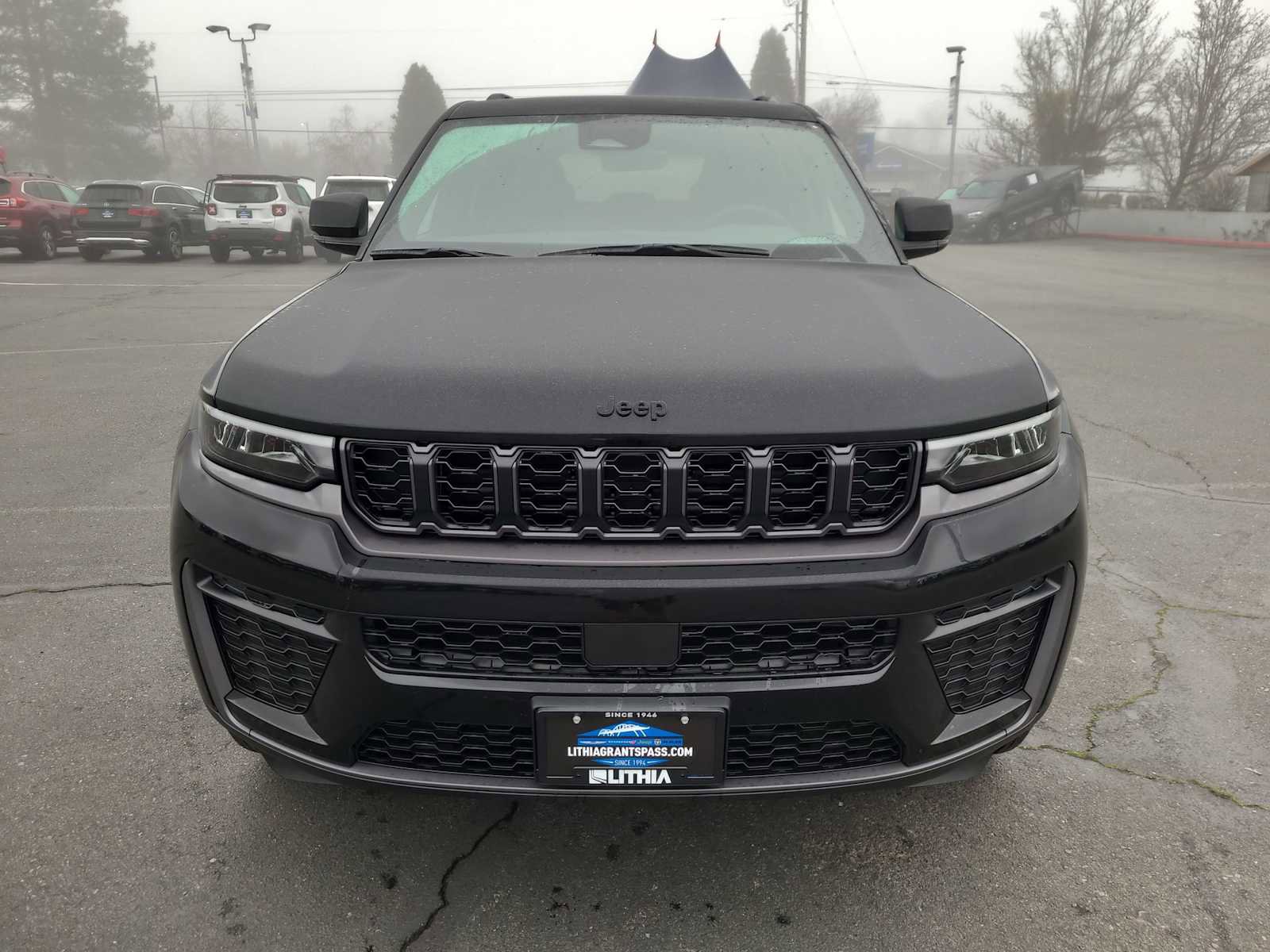 New 2026 Jeep Grand Cherokee Altitude image 14