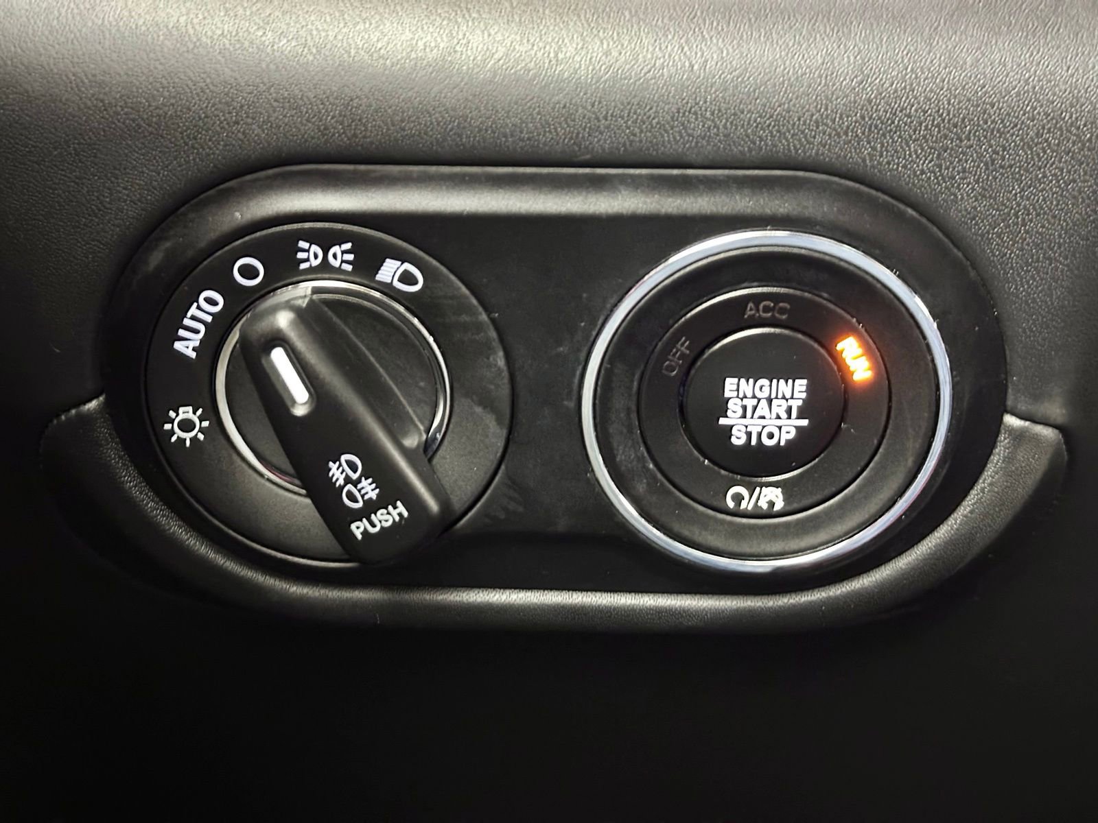 Used 2020 Maserati Levante S GranSport AWD/4WD image 34