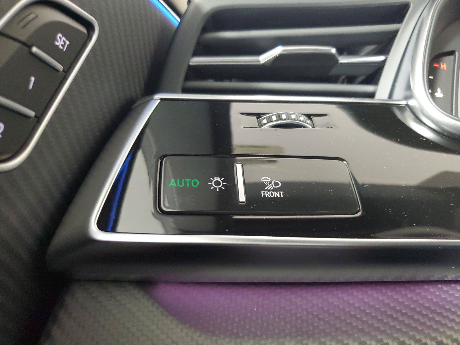 New 2026 Audi Q8 Prestige AWD/4WD image 35