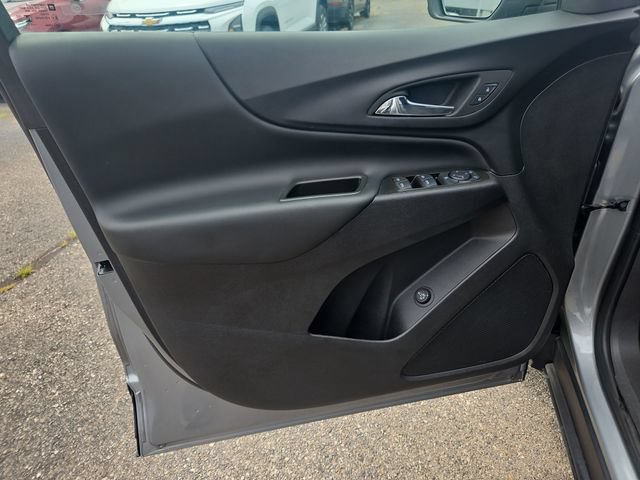 Used 2024 Chevrolet Equinox LT FWD image 10
