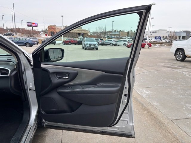 Used 2015 Nissan Murano SL w/ SL Technology Package image 22