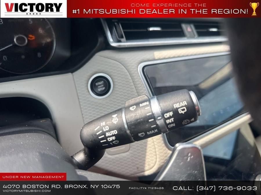 Used 2020 Land Rover Range Rover Velar R-Dynamic S AWD/4WD image 37