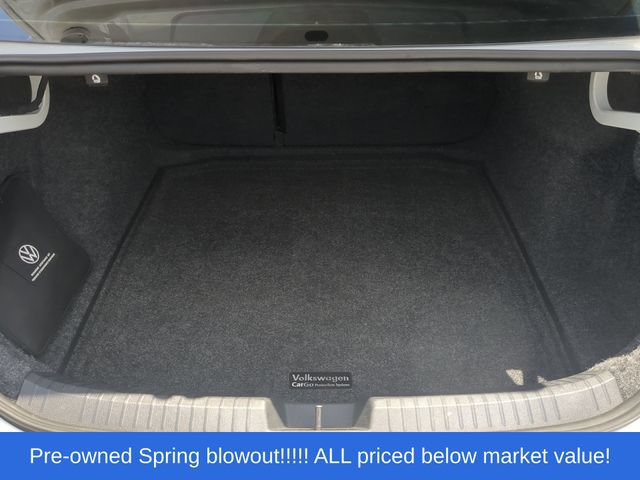 Used 2025 Volkswagen Jetta Sport FWD image 38