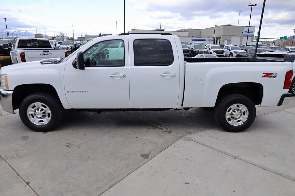 Used 2008 Chevrolet Silverado 2500 LTZ w/ Safety Package image 3