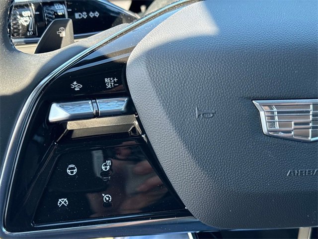 New 2026 Cadillac Optiq Luxury 2 image 26