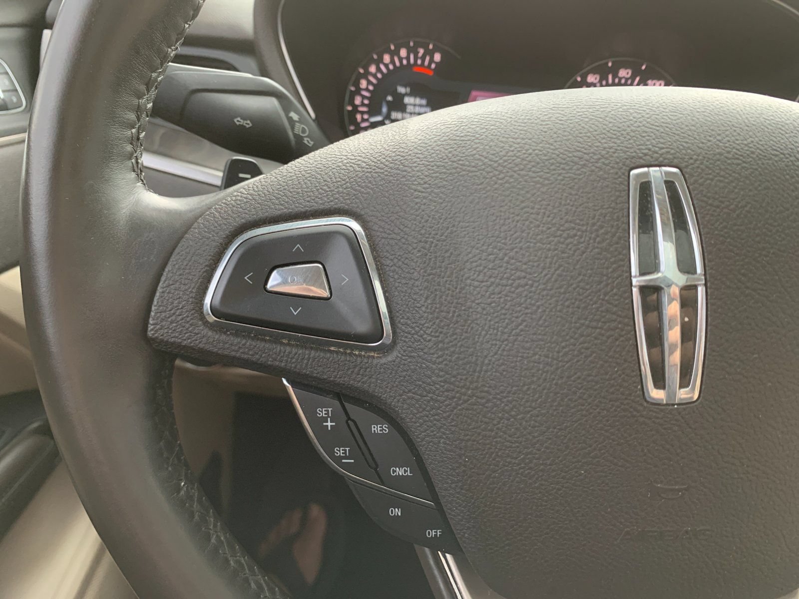 Used 2018 Lincoln MKC Reserve w/ Lincoln MKC Climate Package FWD image 29