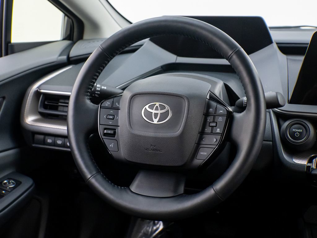 Used 2024 Toyota Prius XLE image 10