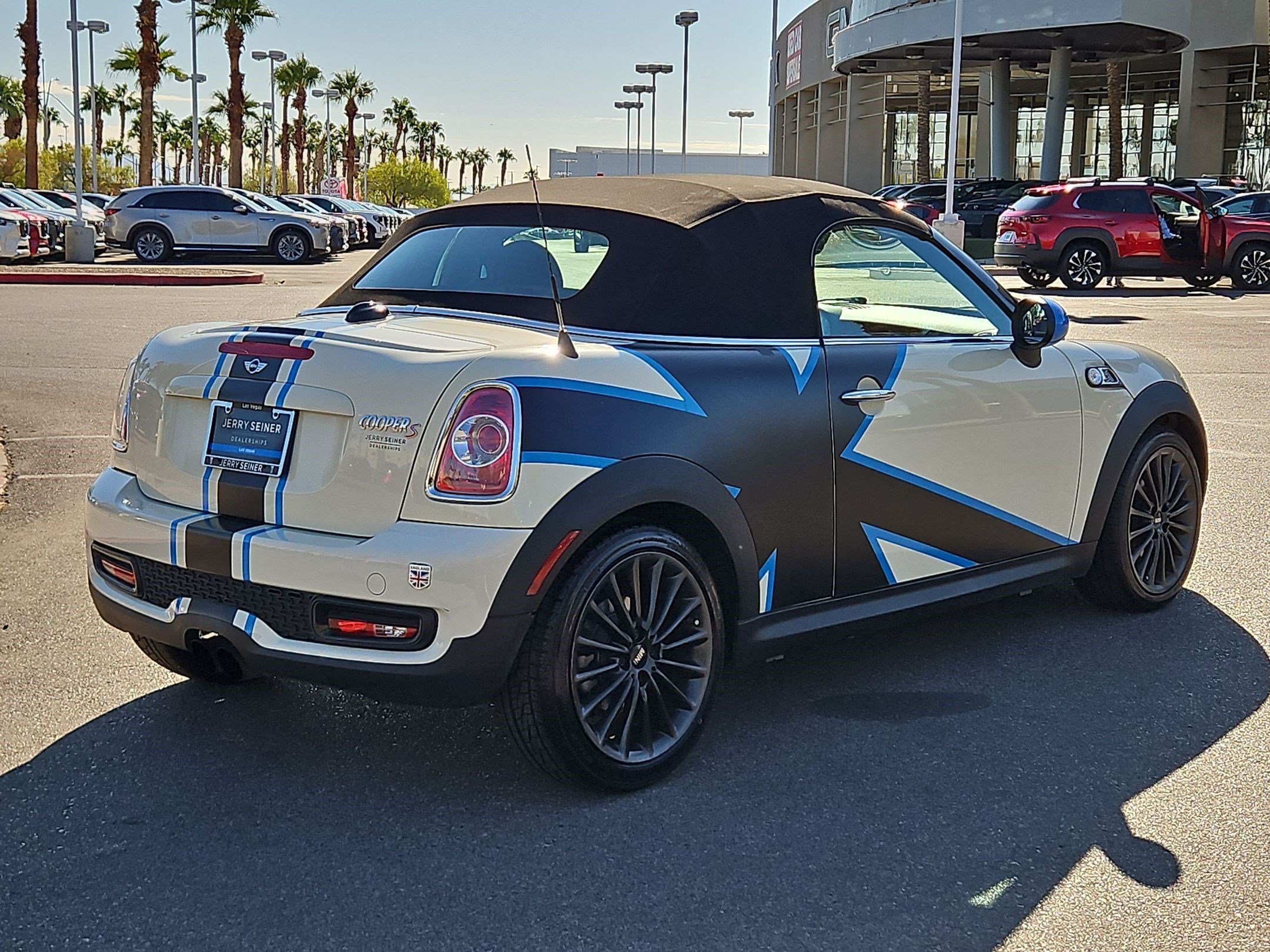 Used 2014 MINI Cooper Roadster S FWD image 5