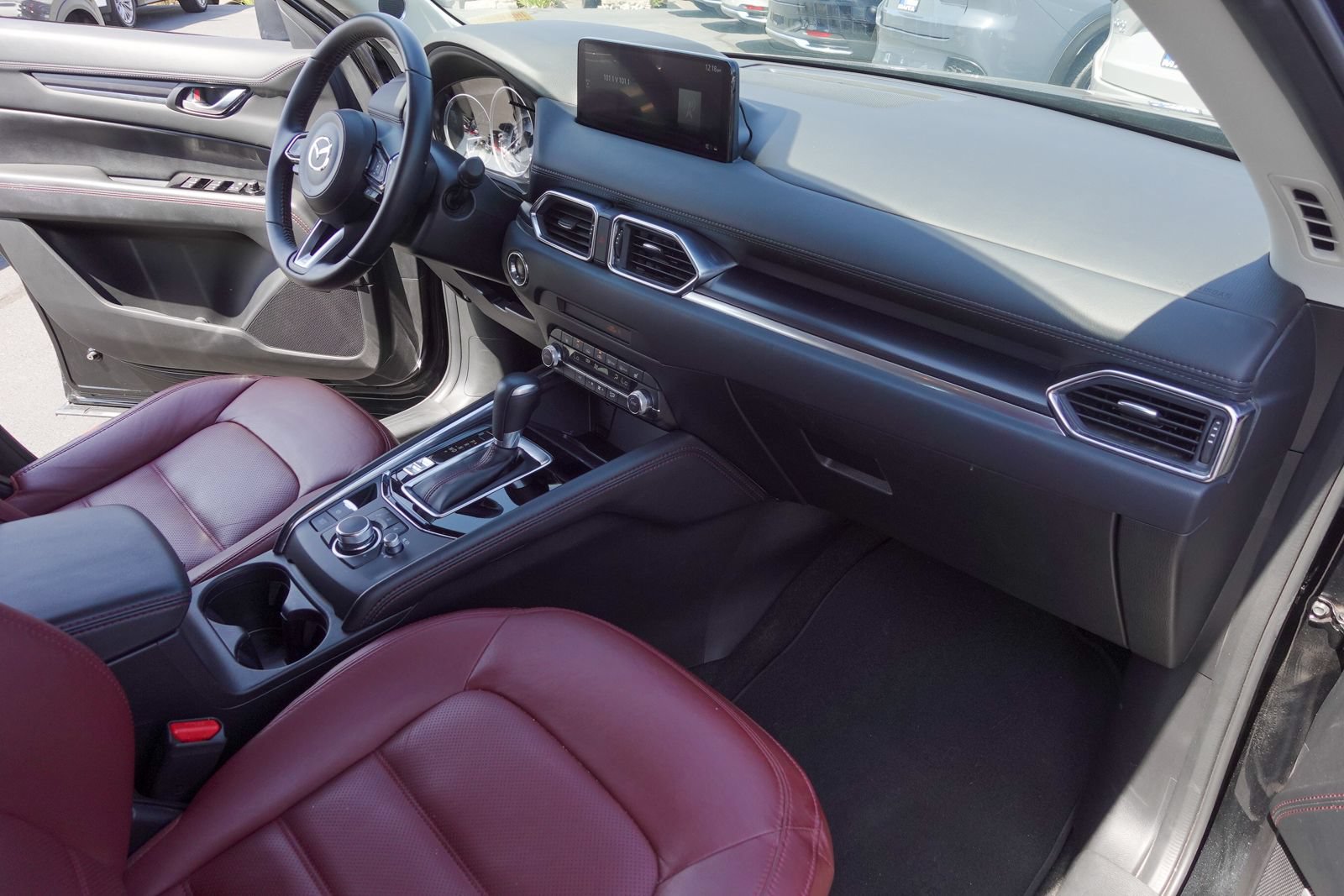 Certified 2025 MAZDA CX-5 Carbon Edition AWD/4WD image 13
