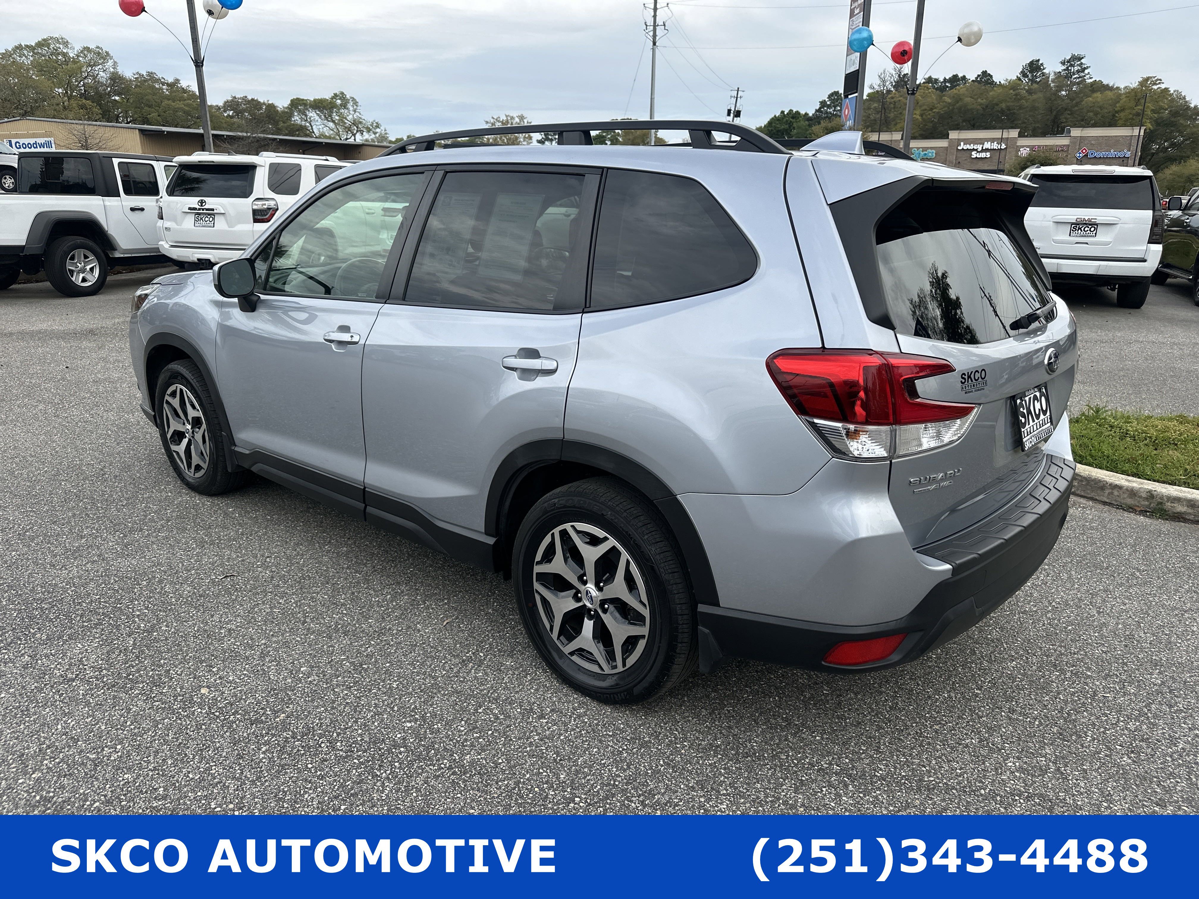 Used 2022 Subaru Forester Premium image 3