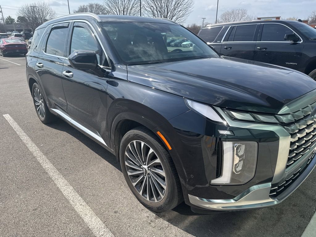 Used 2023 Hyundai Palisade Calligraphy image 11
