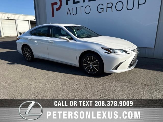 Used 2023 Lexus ES 250 w/ Premium Package AWD/4WD image 2