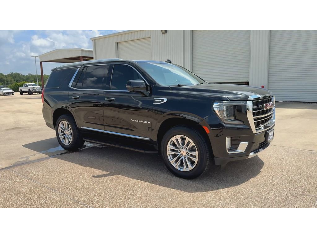 Used 2023 GMC Yukon SLT w/ SLT Luxury Package AWD/4WD image 2