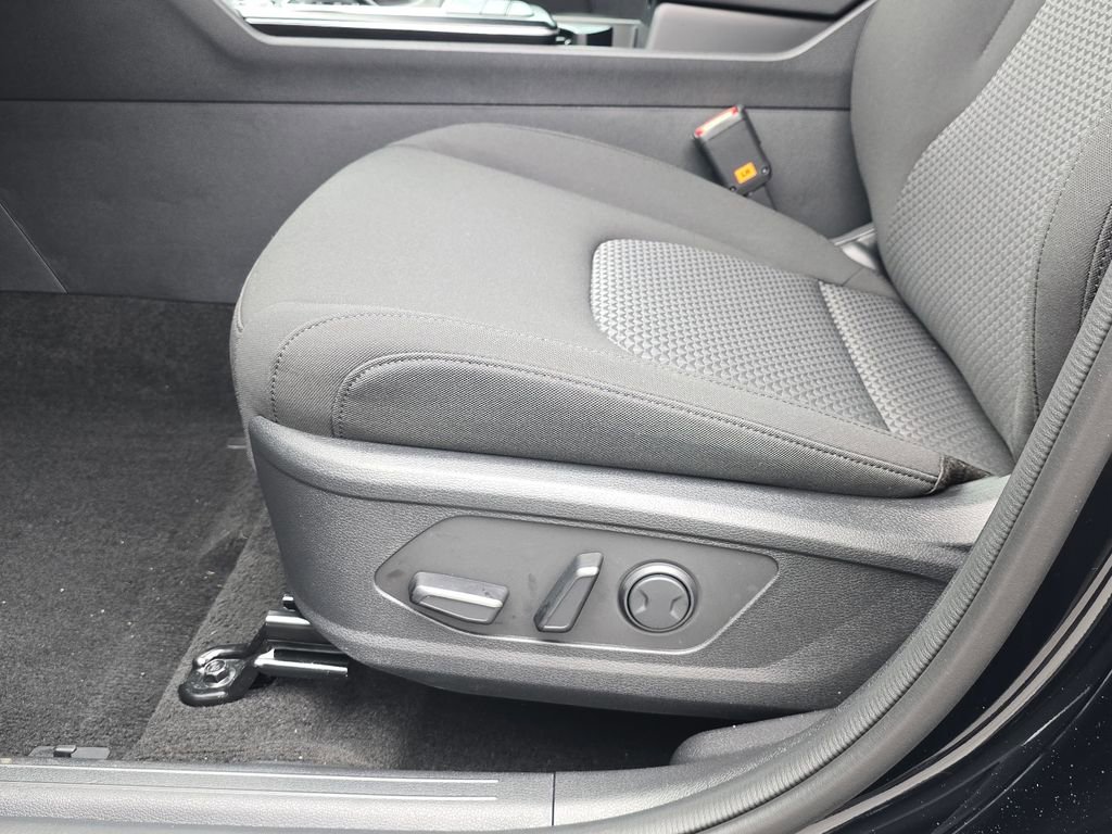 New 2026 Kia Sportage LX image 14