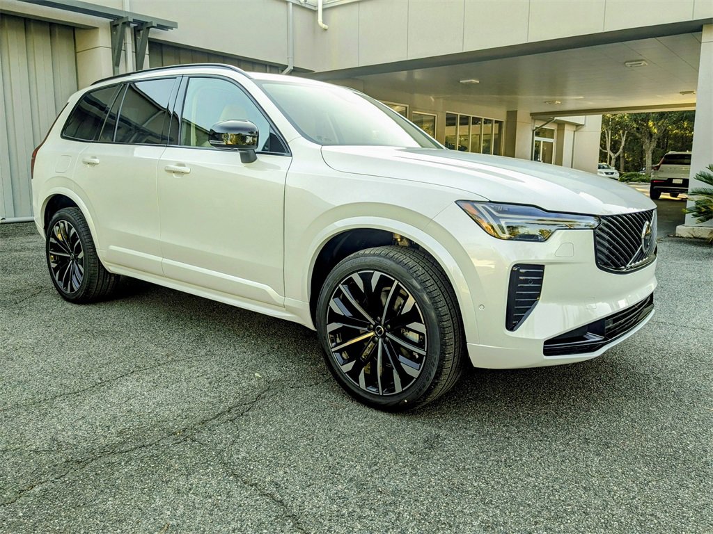 New 2026 Volvo XC90 B6 Ultra w/ Protection Package Premier image 2