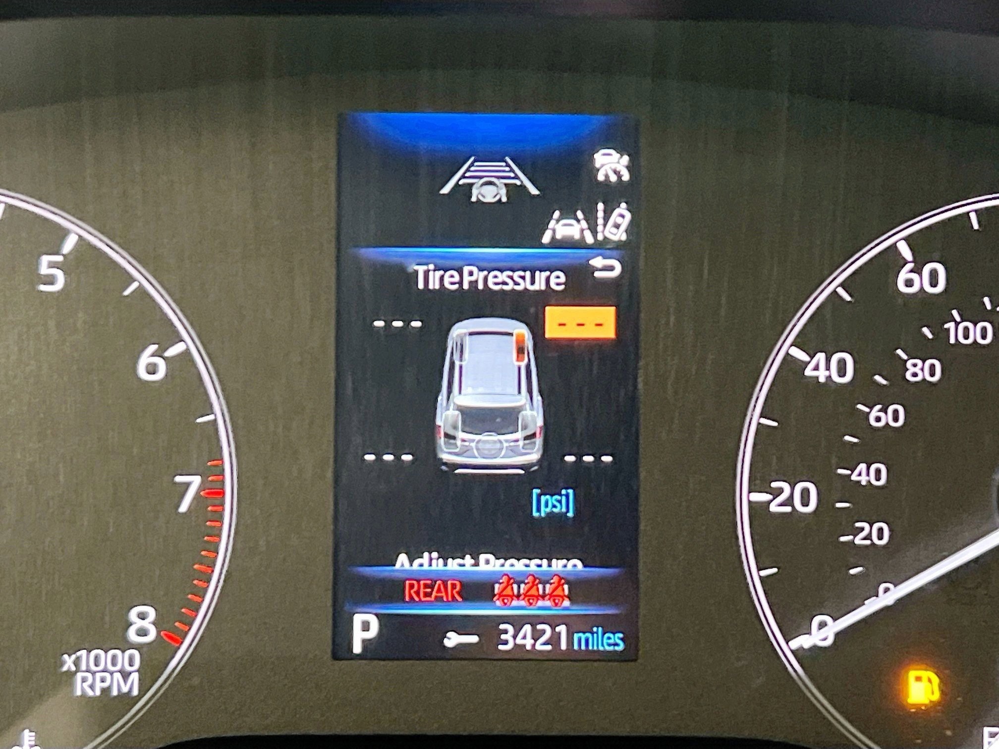 Used 2024 Toyota Corolla Cross L FWD image 22