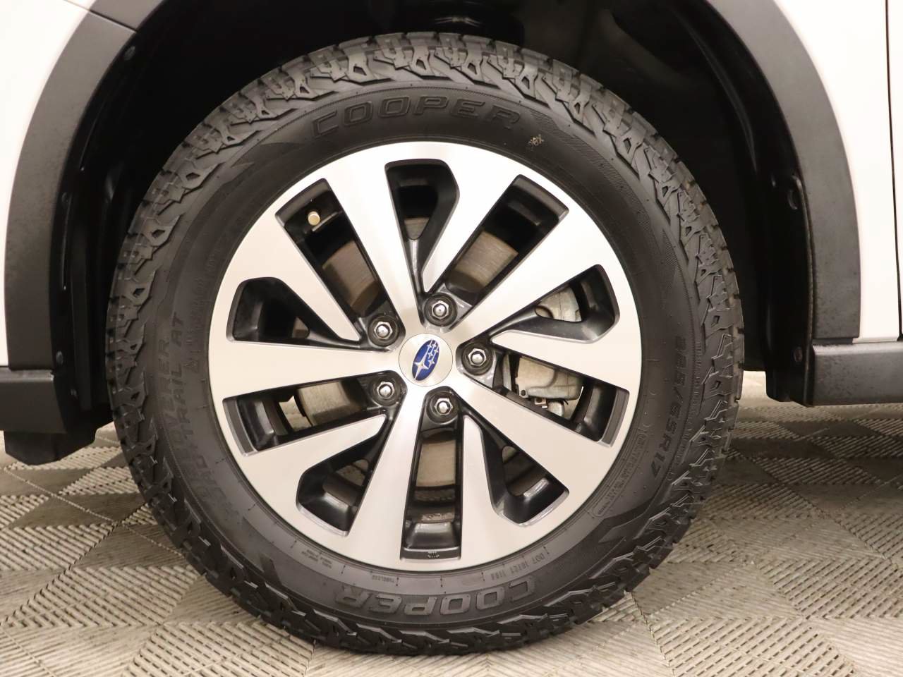 Used 2022 Subaru Outback Premium w/ Popular Package #1 AWD/4WD image 6