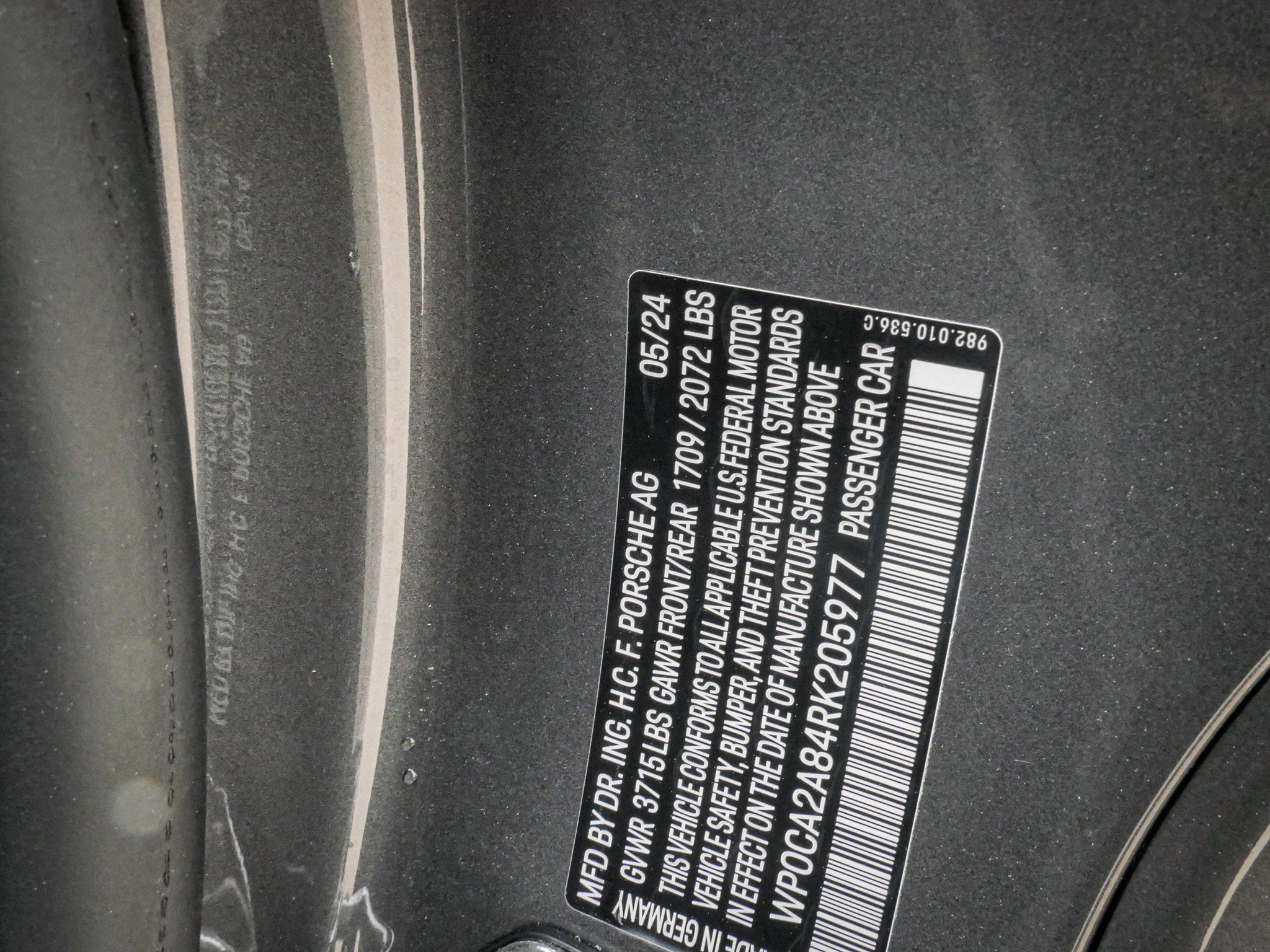 Used 2024 Porsche 718 Boxster w/ Premium Package image 32