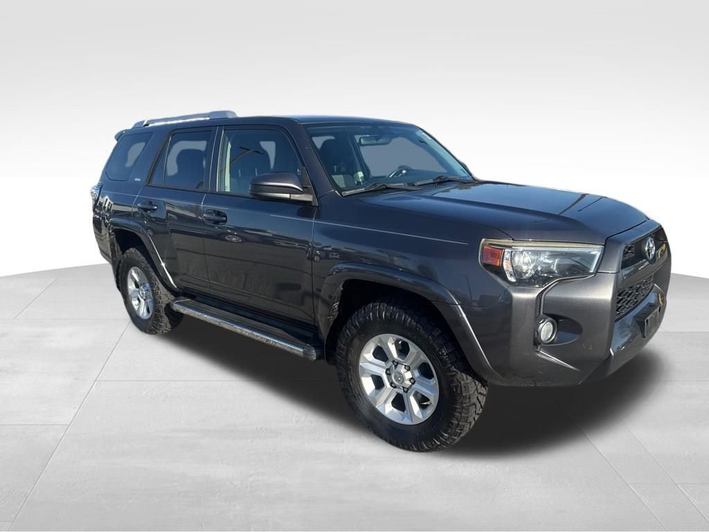 Used 2016 Toyota 4Runner SR5 image 34
