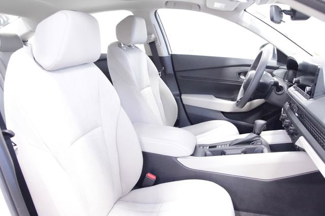 Certified 2023 Honda Accord EX image 14