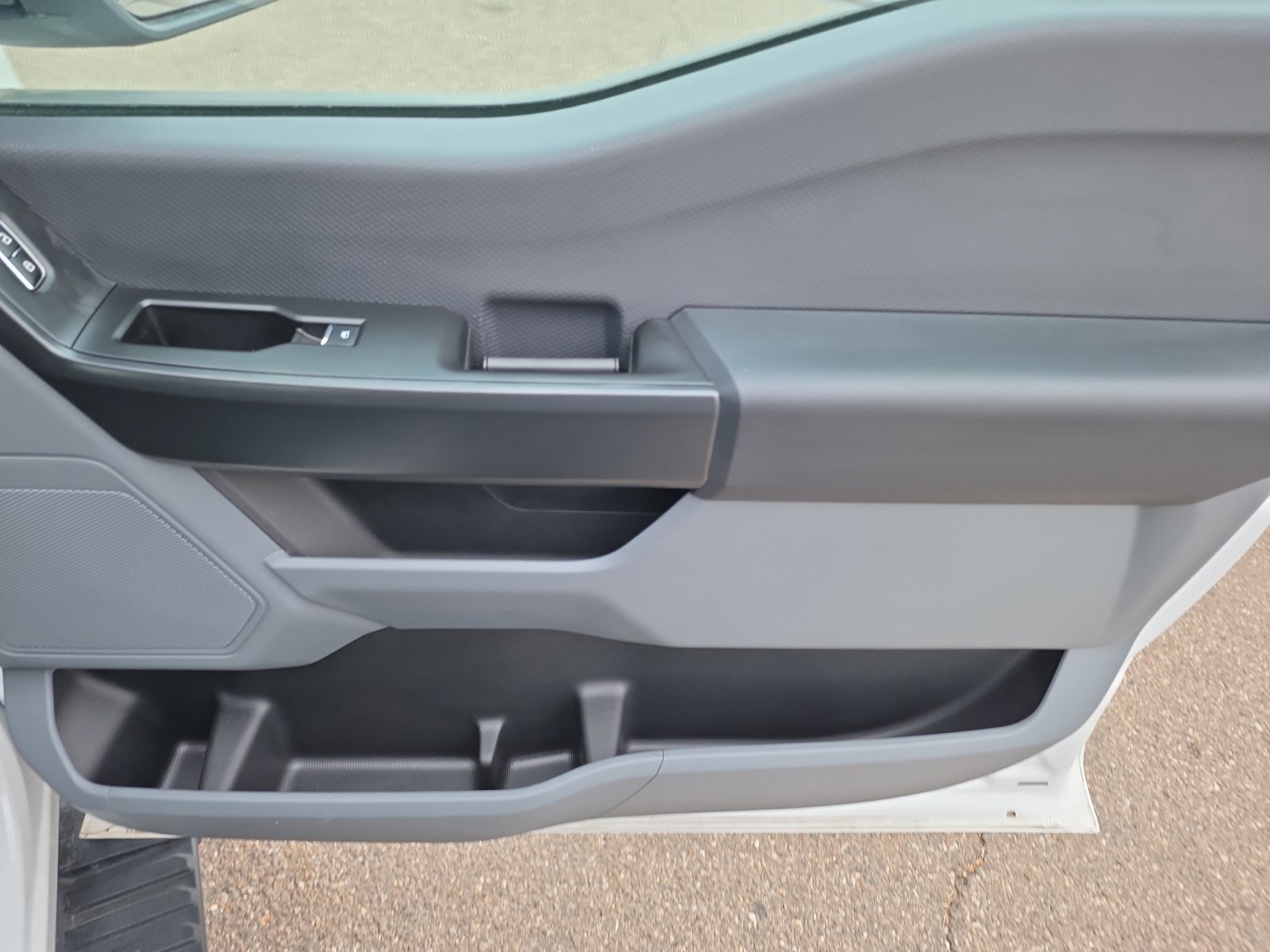 Used 2024 Ford F150 XL image 27