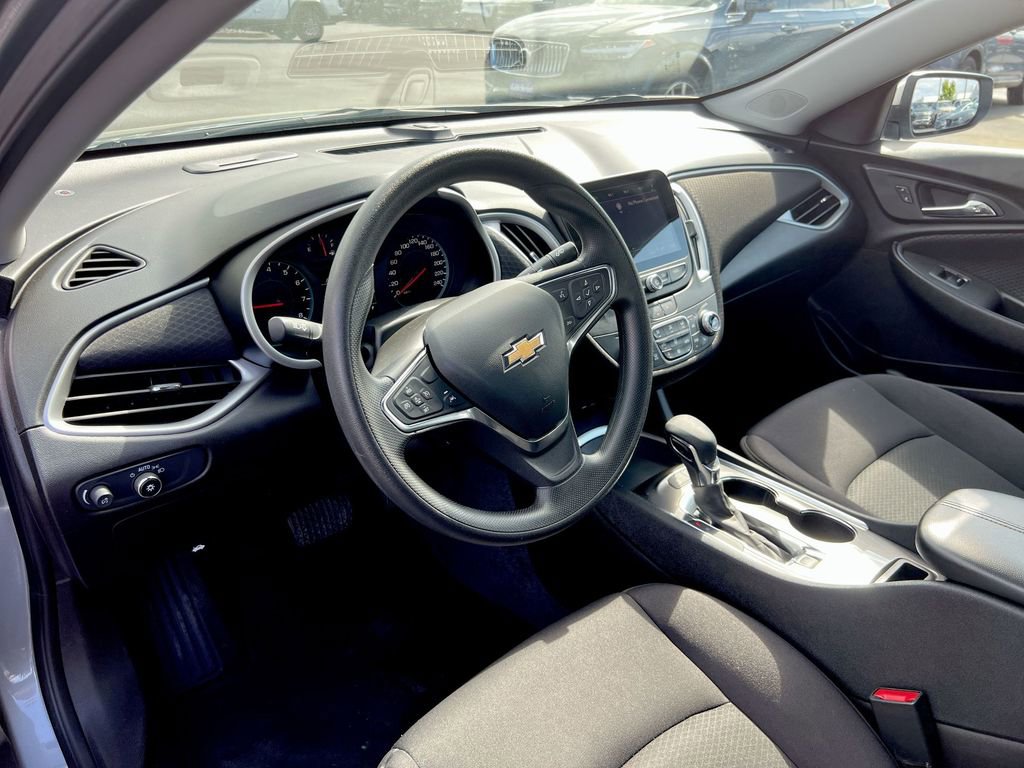 Used 2024 Chevrolet Malibu LT FWD image 10