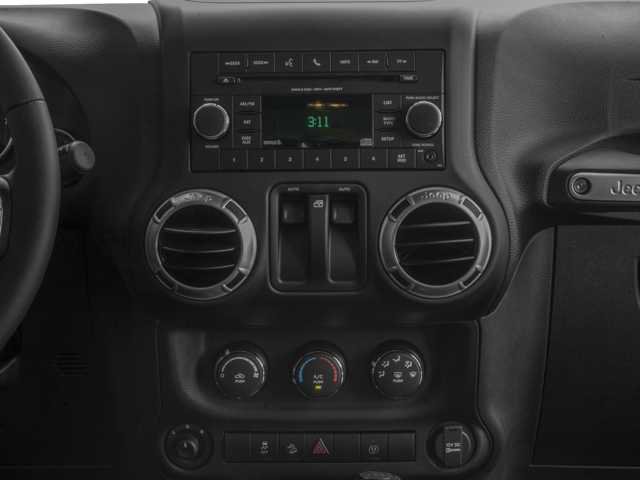 Certified 2016 Jeep Wrangler Rubicon w/ Power Convenience Group AWD/4WD image 7
