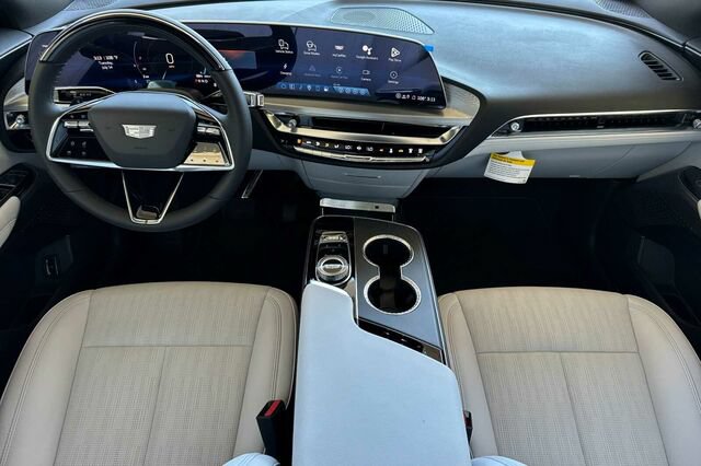 New 2026 Cadillac Lyriq Sport w/ LPO, Floor Liner Package AWD/4WD image 13