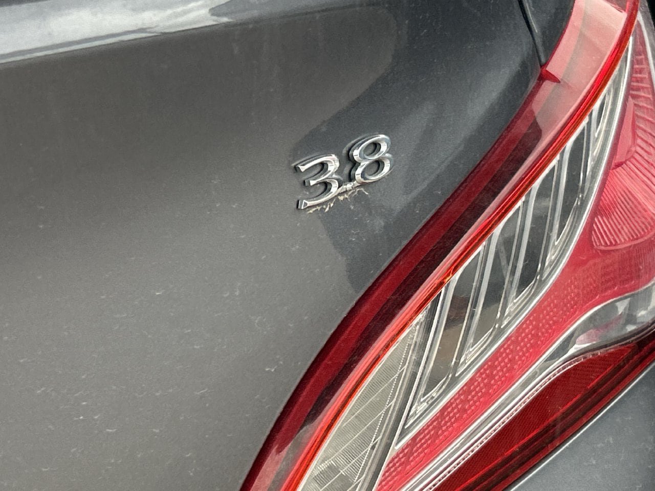Used 2014 Hyundai Genesis 3.8 RWD image 9