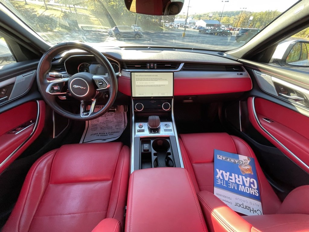 Used 2022 Jaguar XF R-Dynamic SE image 23