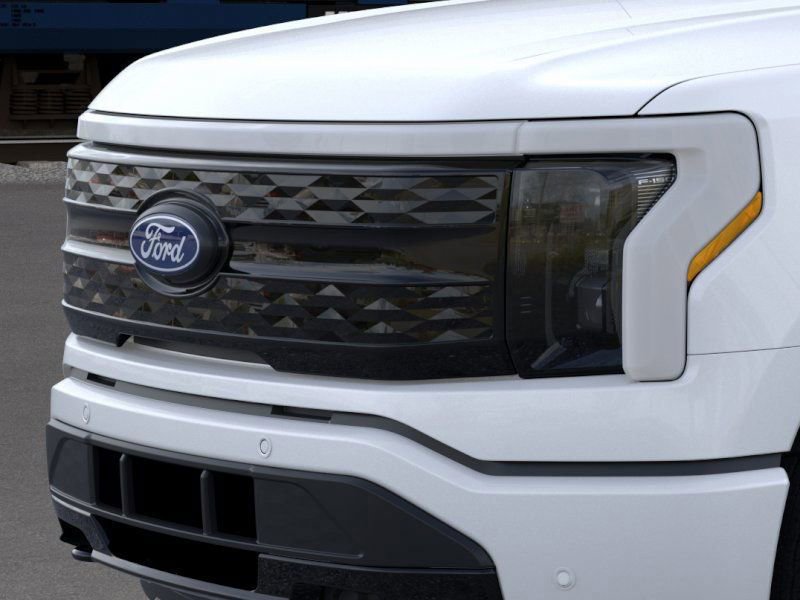 New 2025 Ford F150 Lightning Platinum image 17