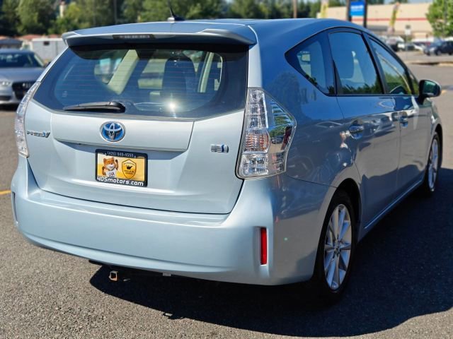 Used 2013 Toyota Prius V Five image 7
