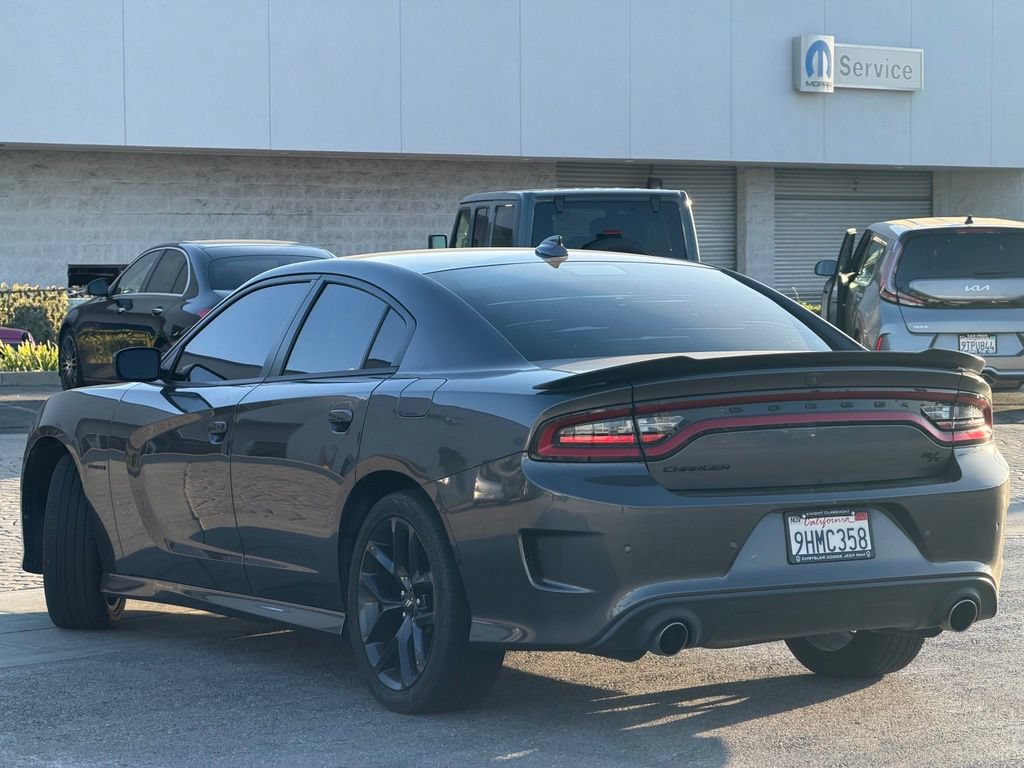 Used 2020 Dodge Charger R/T w/ Blacktop Package RWD image 2