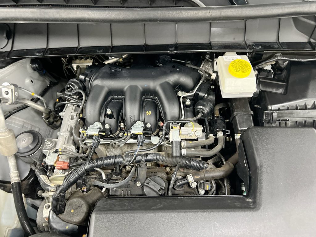 Used 2023 Nissan Pathfinder SV FWD image 25