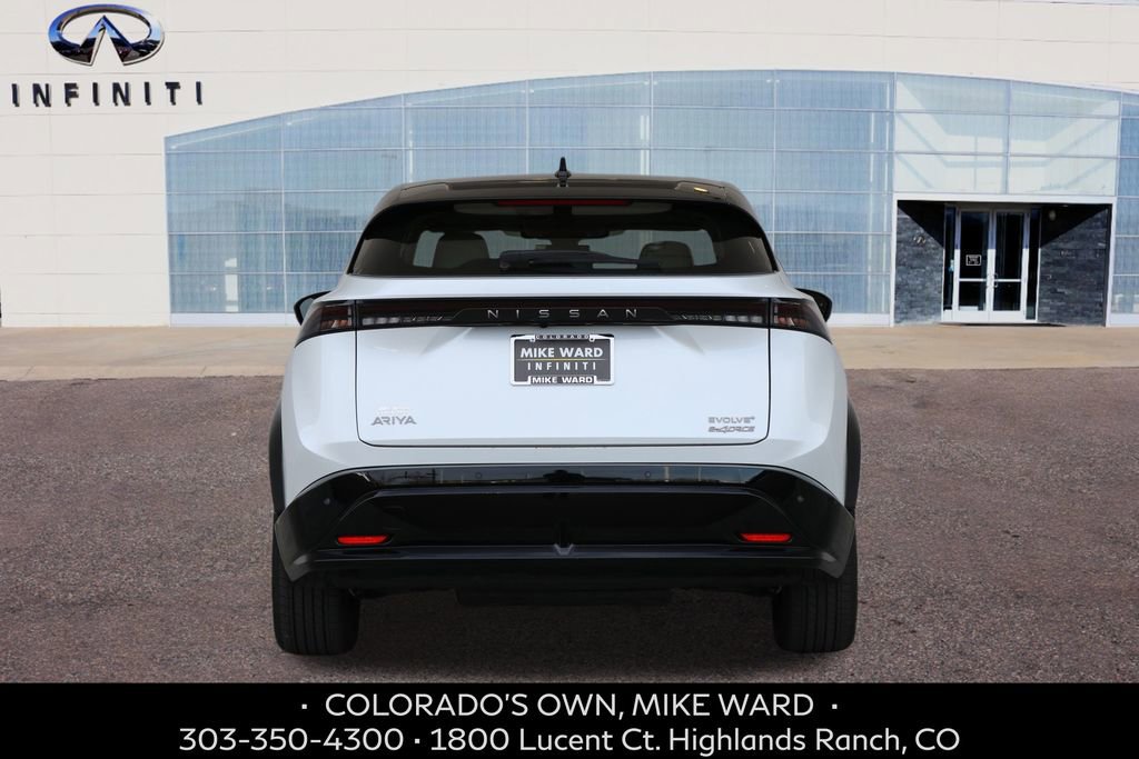 Used 2023 Nissan Ariya AWD image 4