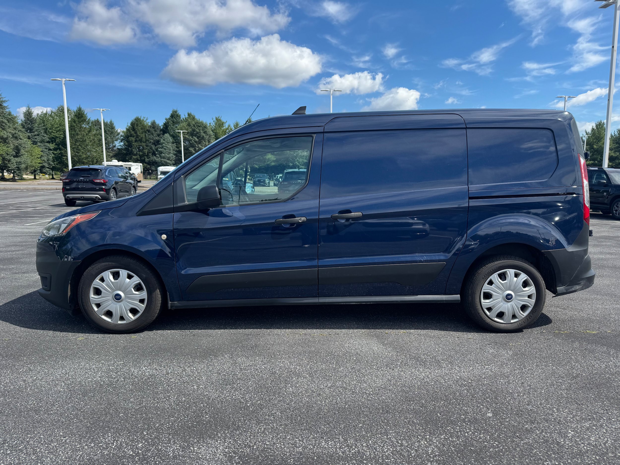 Used 2022 Ford Transit Connect XL FWD image 2