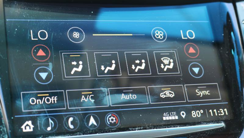 Used 2018 Cadillac XTS Luxury w/ Driver Awareness Package FWD image 9