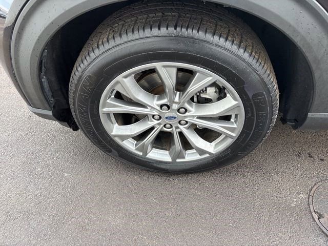 Used 2022 Ford Explorer XLT w/ Equipment Group 202A image 49