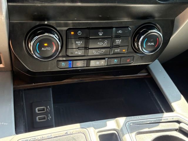 Used 2020 Ford F150 Lariat image 14