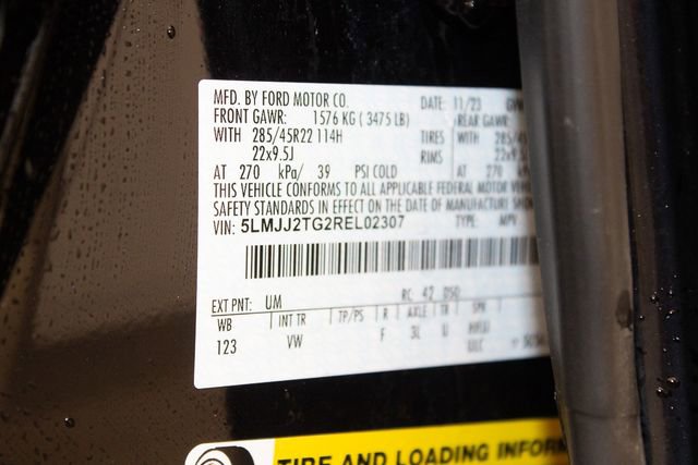 Used 2024 Lincoln Navigator Black Label image 38