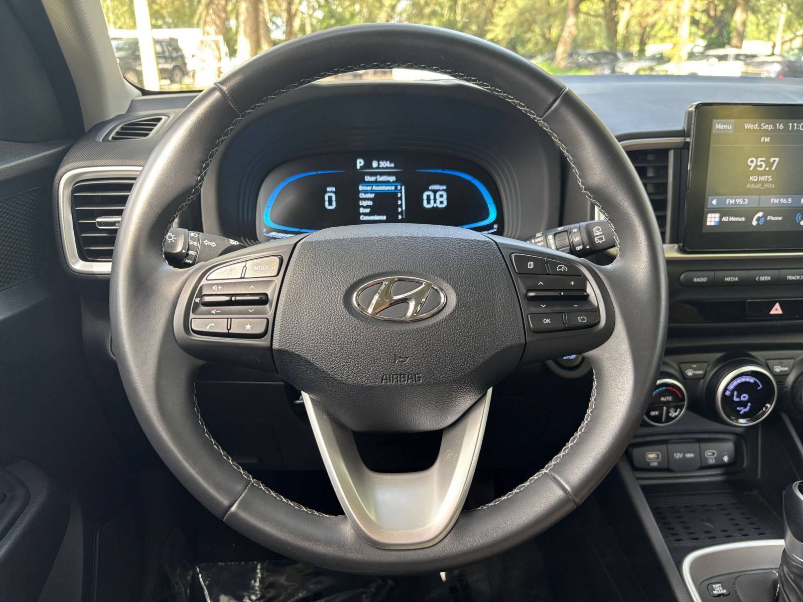 Used 2026 Hyundai Venue SEL FWD image 26