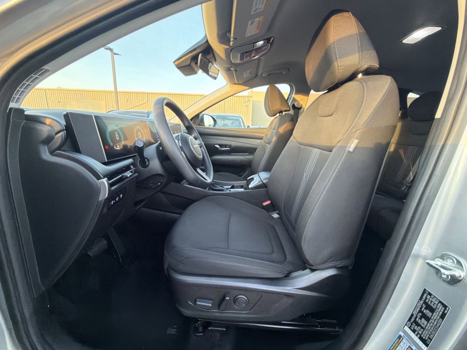 Certified 2025 Hyundai Tucson SEL image 11