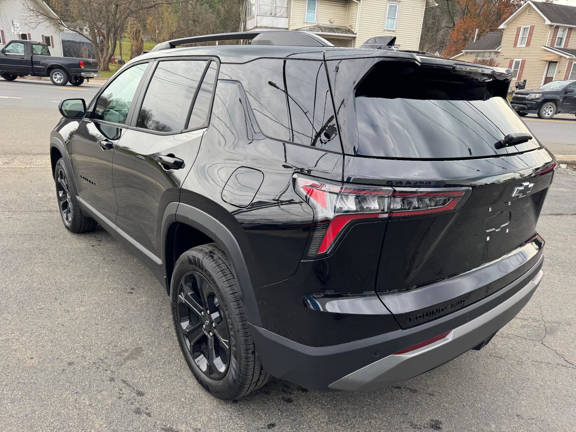 New 2026 Chevrolet Equinox LT w/ Midnight Edition image 13
