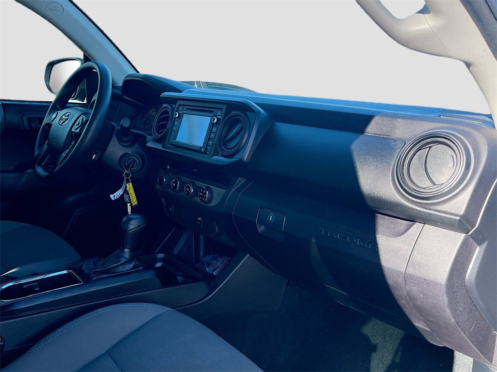 Used 2018 Toyota Tacoma SR image 25