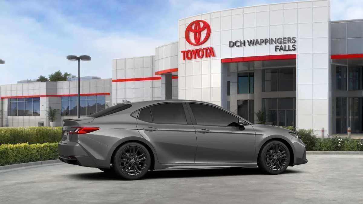 New 2026 Toyota Camry SE AWD/4WD image 13