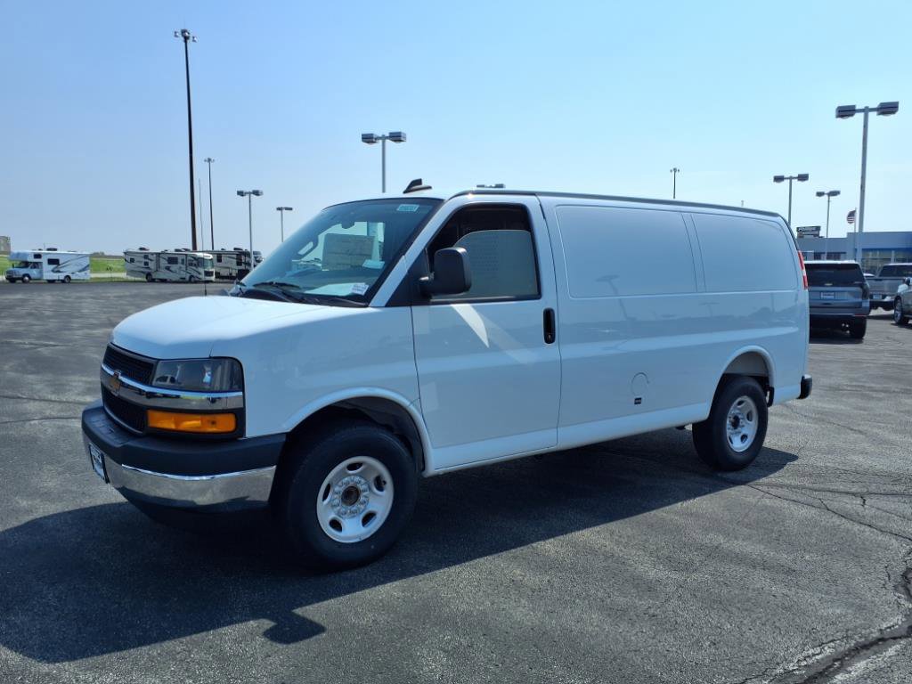 New 2025 Chevrolet Express 2500 w/ Driver Convenience Package RWD image 8