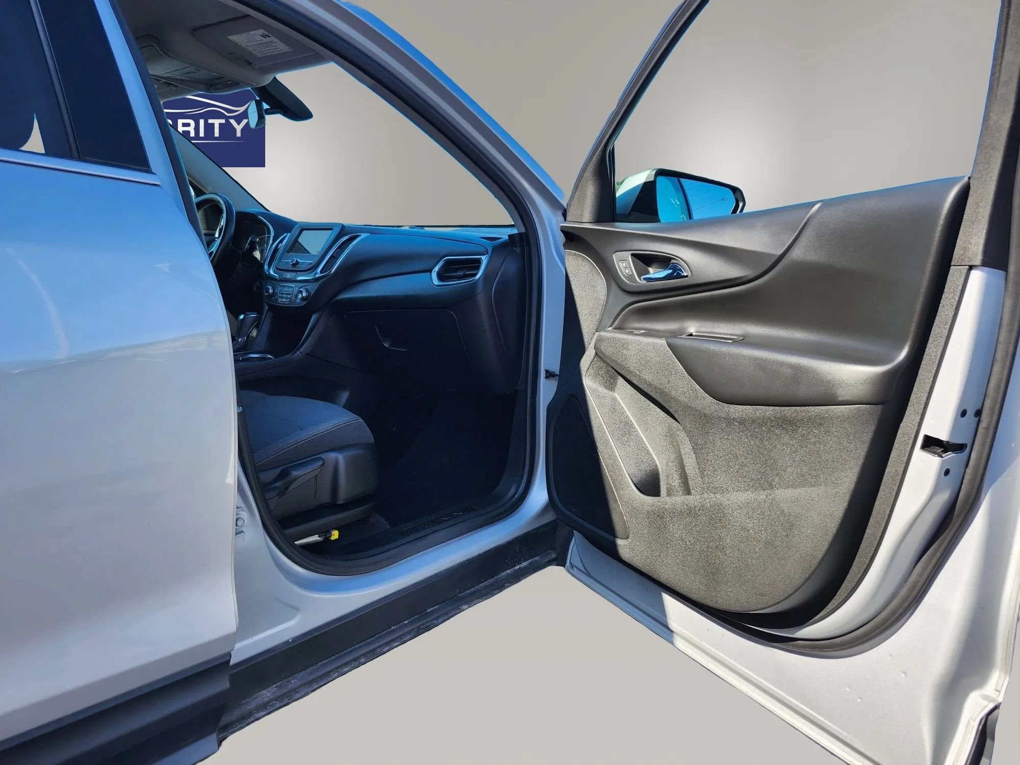 Used 2019 Chevrolet Equinox LT AWD/4WD image 25